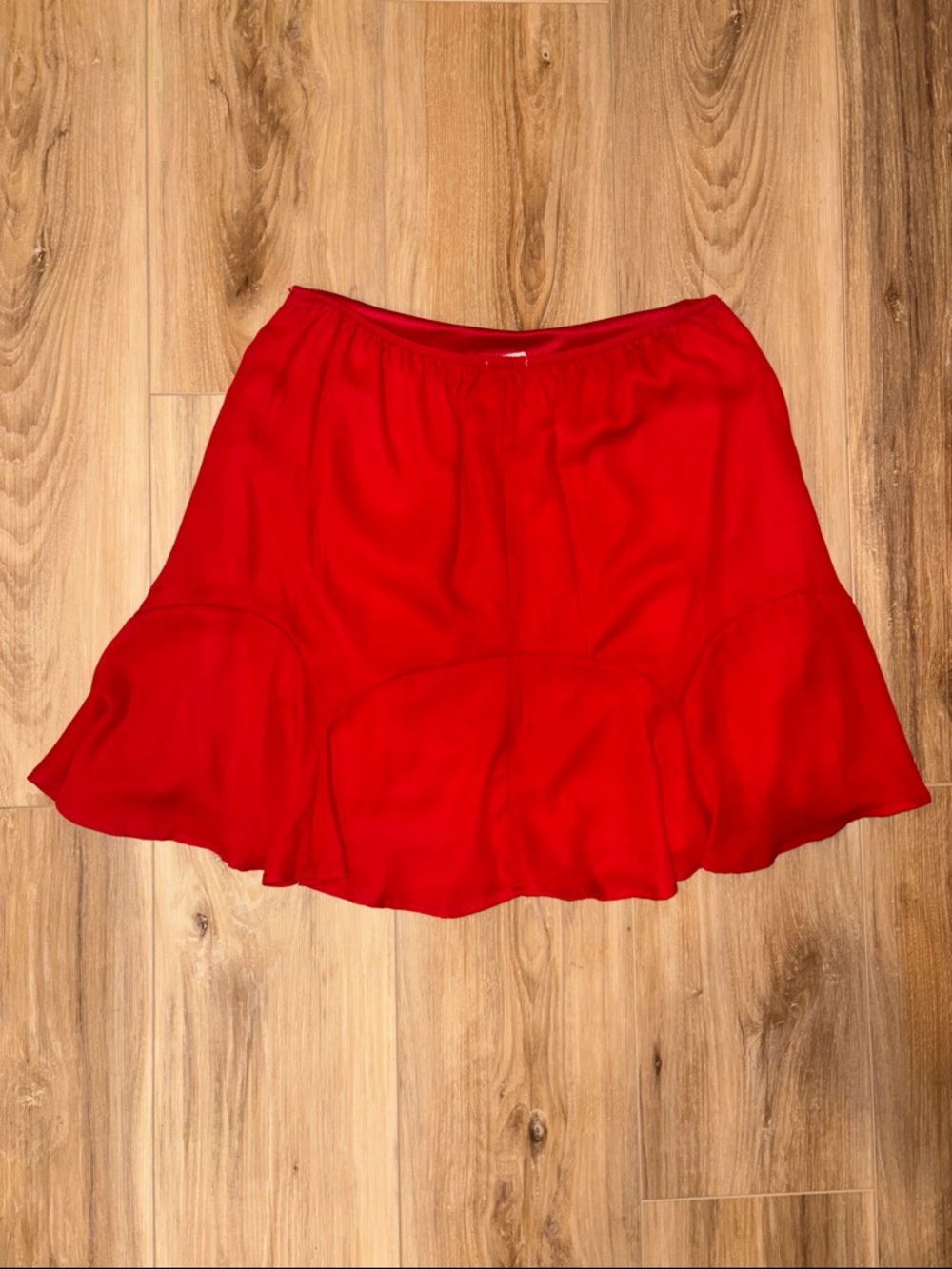 Mi Amore Red Mini Skirt with Flounce Hem - Picture 3 of 3